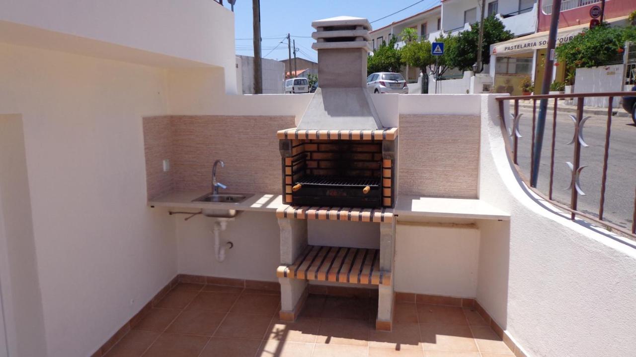 Mexilhoeira da Carregacao Nunes Apartments מראה חיצוני תמונה